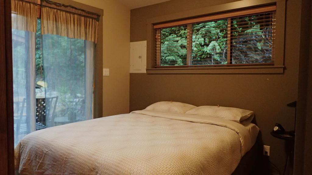 Wild Coast Chalets Port Renfrew Ruang foto