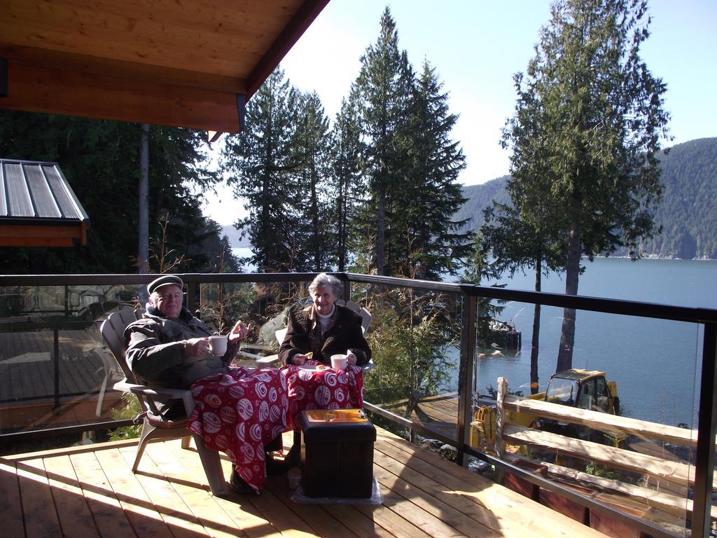 Wild Coast Chalets Port Renfrew Ruang foto