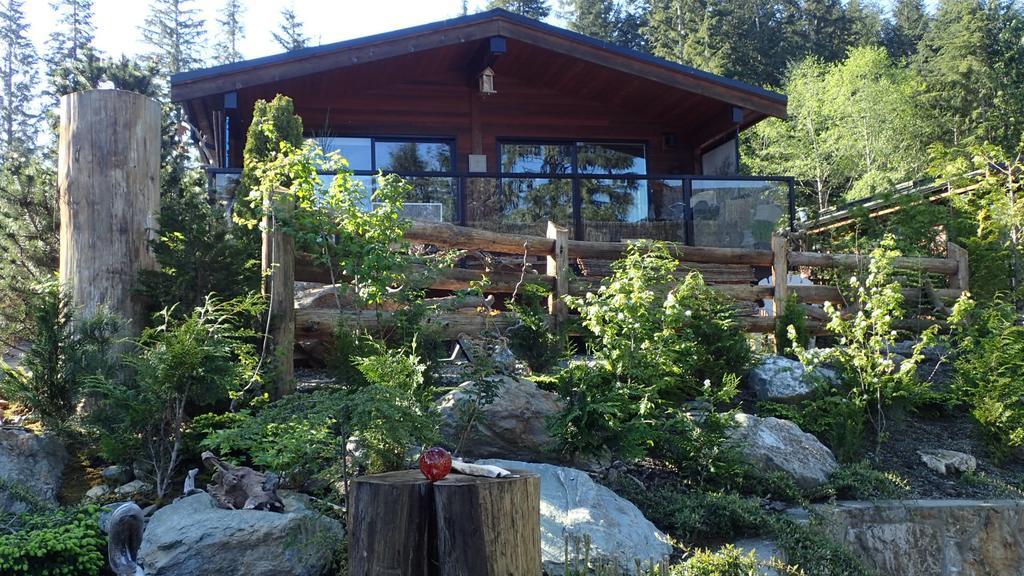 Wild Coast Chalets Port Renfrew Bagian luar foto