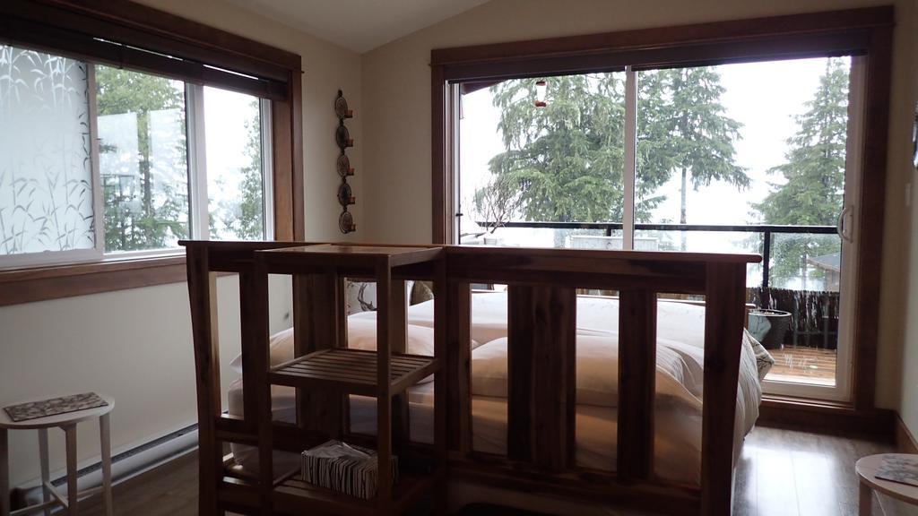 Wild Coast Chalets Port Renfrew Bagian luar foto